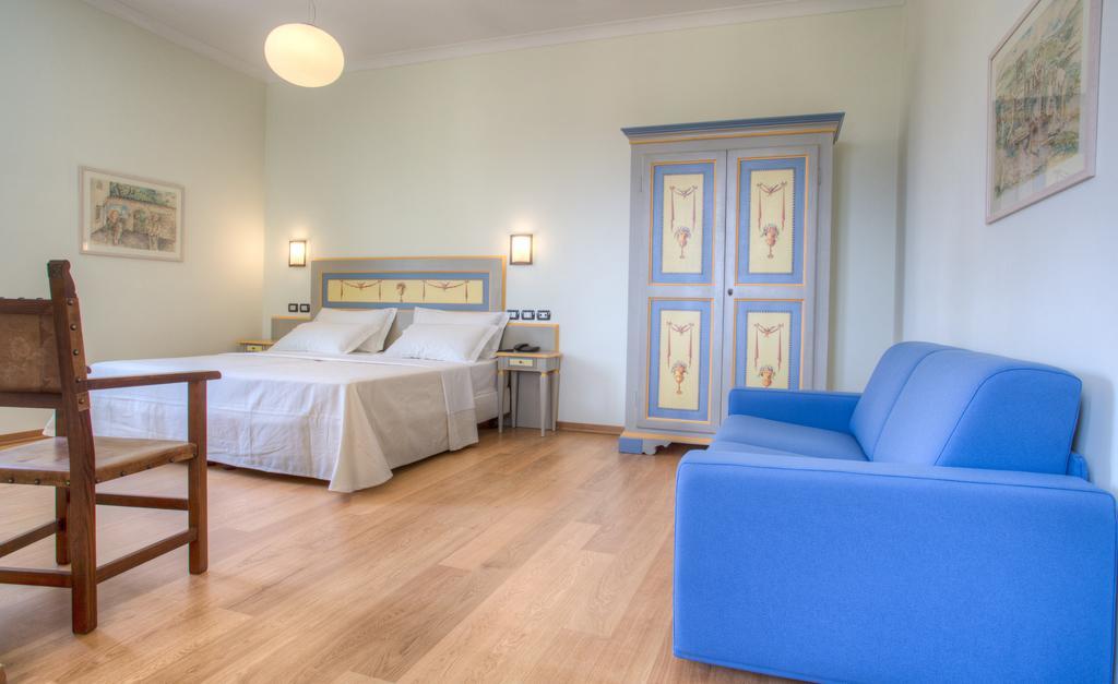 Hotel Il Duca Del Montefeltro 페나빌리 외부 사진